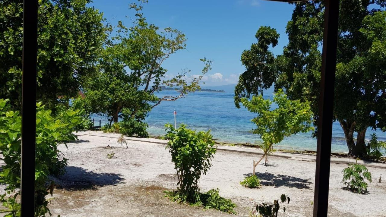 Amoryg Resort And Dive Raja Ampat Pulau Mansuar Esterno foto